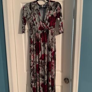 Floral maternity dress